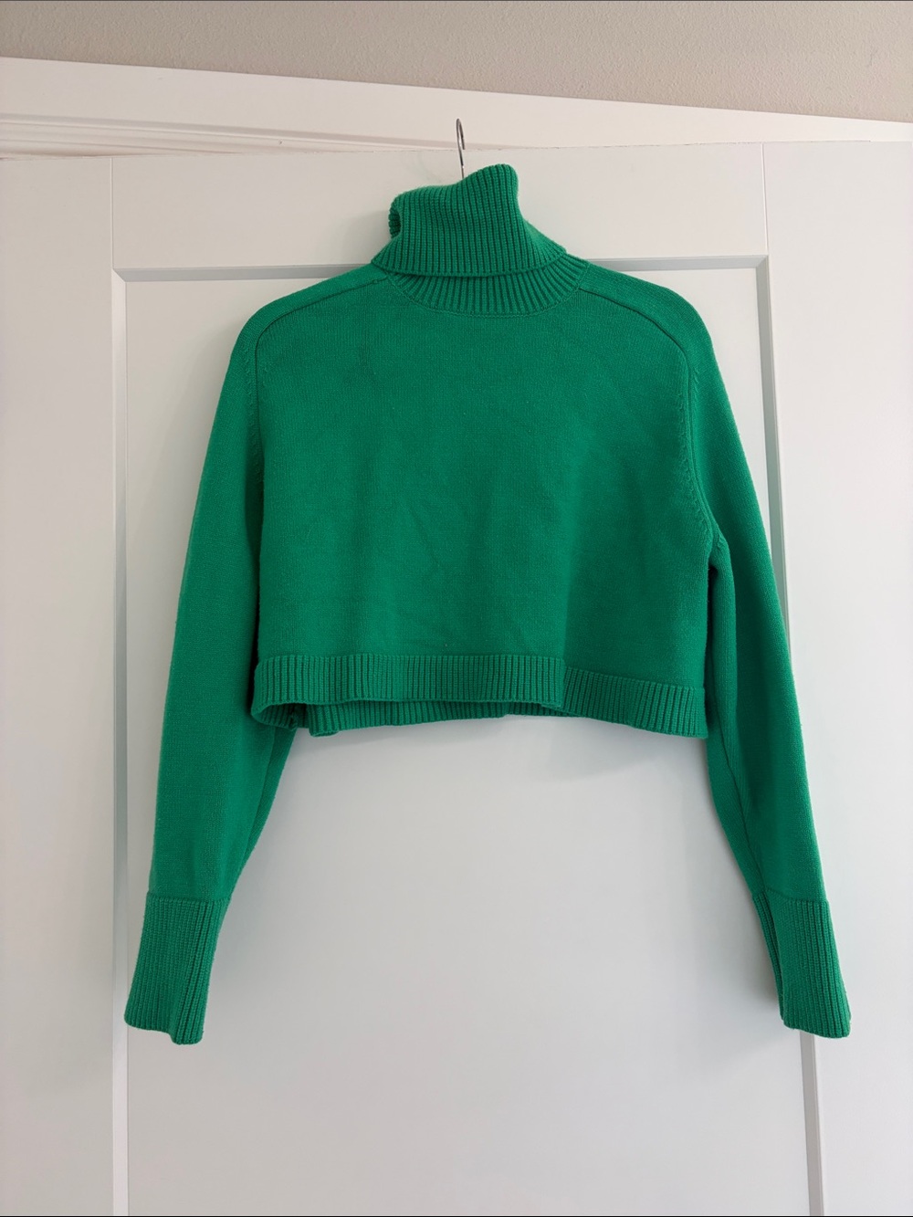 Cropped Green Turtleneck Sweater
